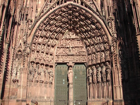 STRASBOURG - La Cathdrale - Photo BERTHEVILLE